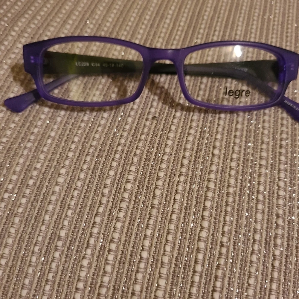 Legre woman's eye frame glasses new